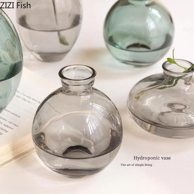 Minimalistische Glasvase – Transparente Tischdeko für Blumen & Pflanzen
